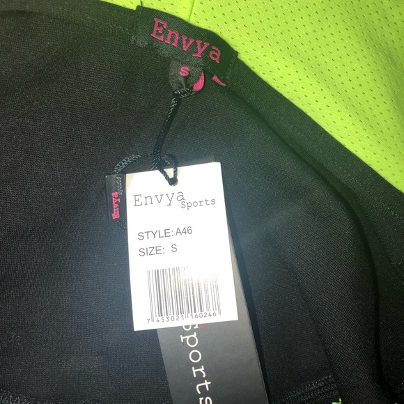 Zip up gym/workout jacket - Picture 3 of 4